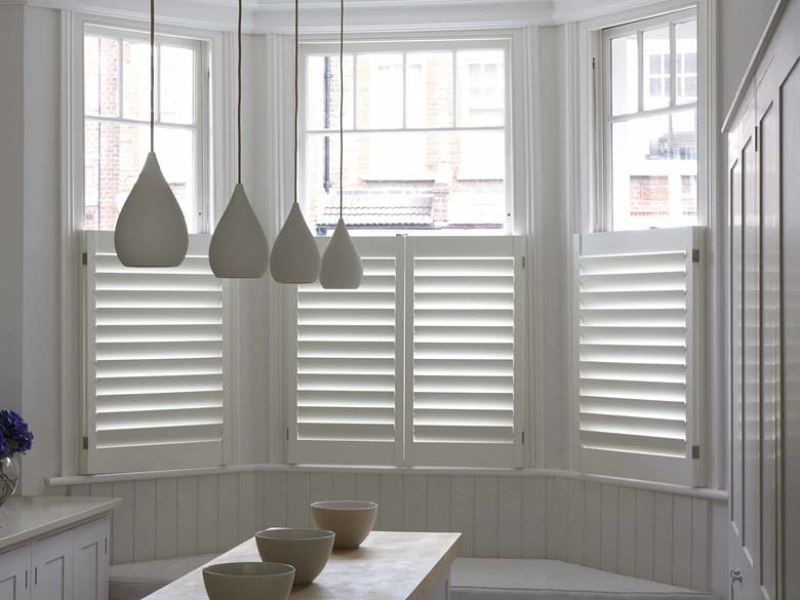 Cafe-Style-Plantation-Shutters